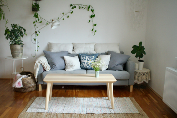 11 Fast Ways to Transform Your Living Room with Artificial Plants