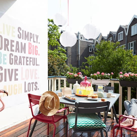11+ Ways to Decorate Your Small Balcony or Patio