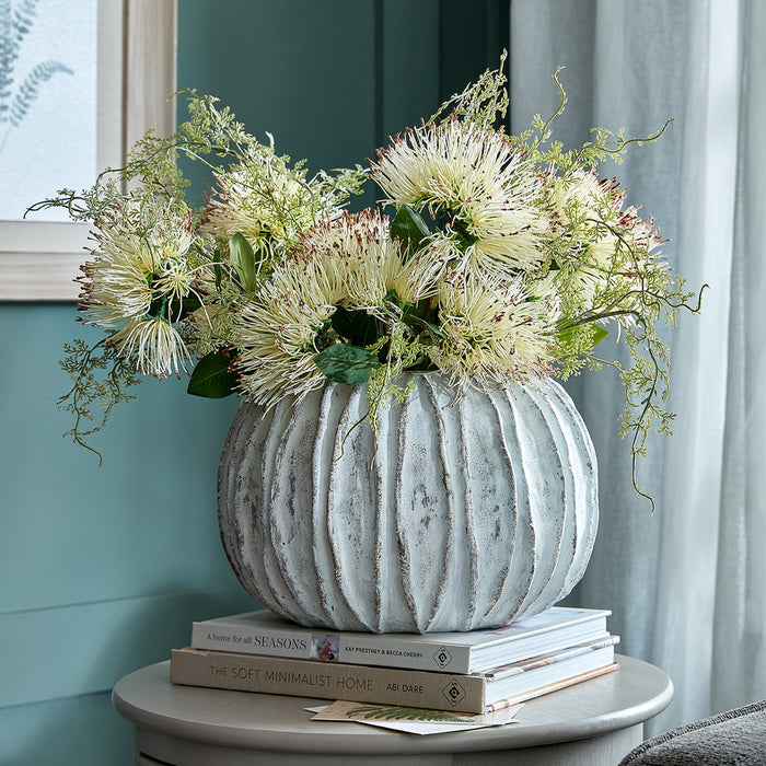 20cm Elegance Lorenzo Rotund Fin Vase