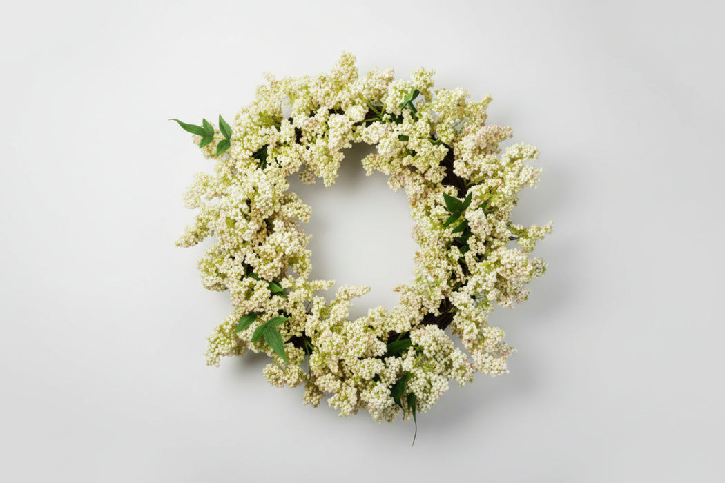 55cm Large Exquisite Hanging White Berry Wreath