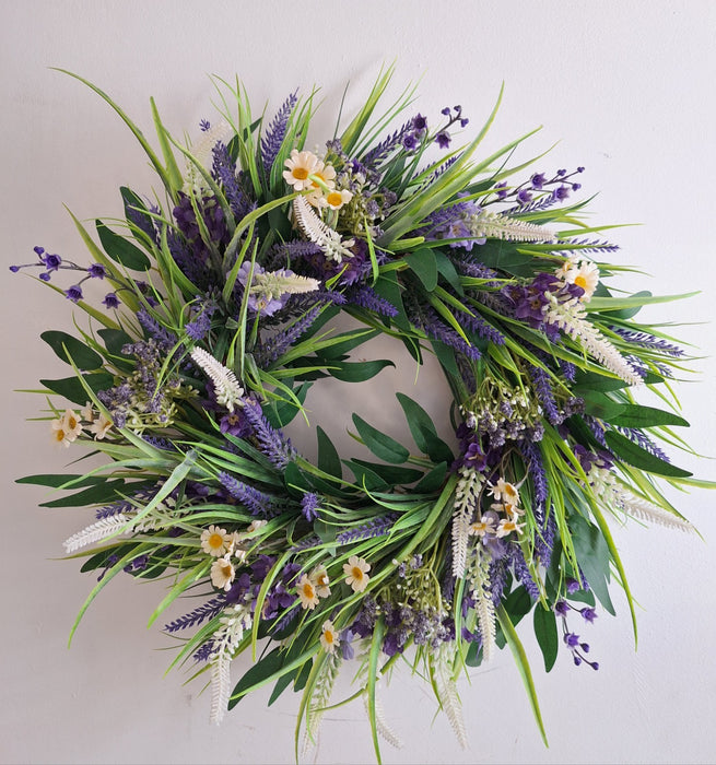 ARTIFICIAL ADEN Hand-Made Flower Spring and Summer Wreath – Lavender and Daisy